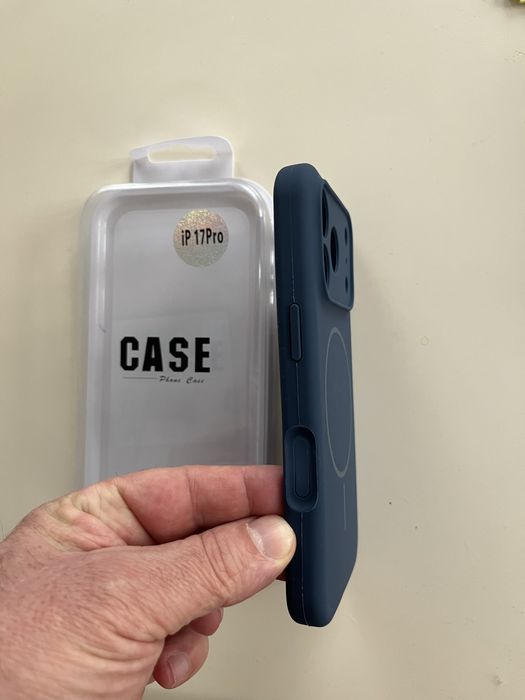 Чехол iPhone 17 Pro ) новый