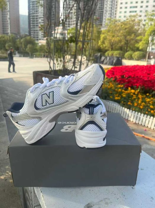 New Balance 530 White Silver Navy  Rozmiar 42