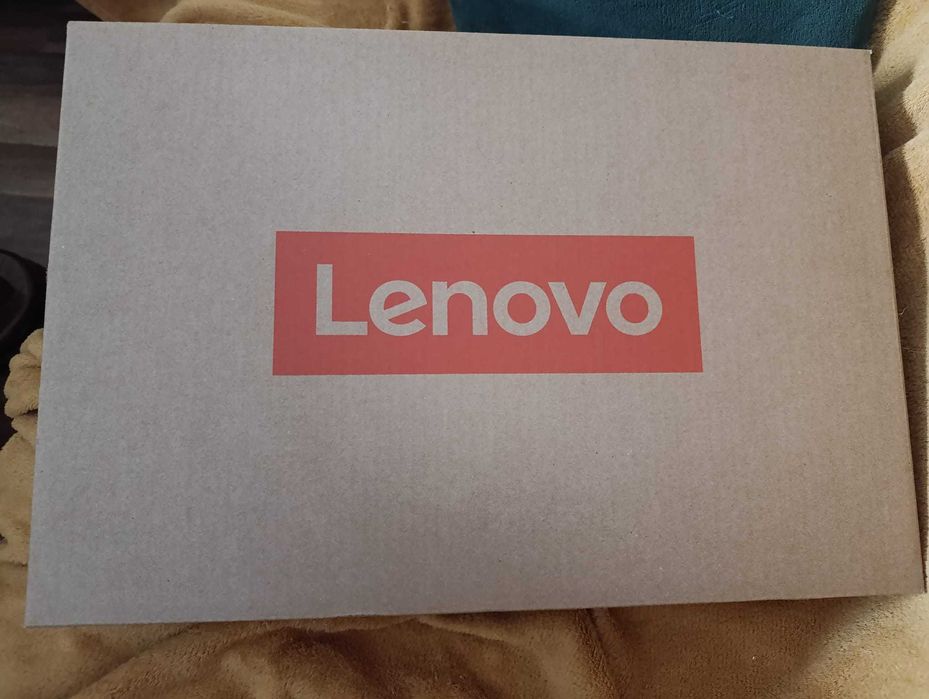 Laptop Lenovo IdeaPad Slim3 Nowy na gwarancji