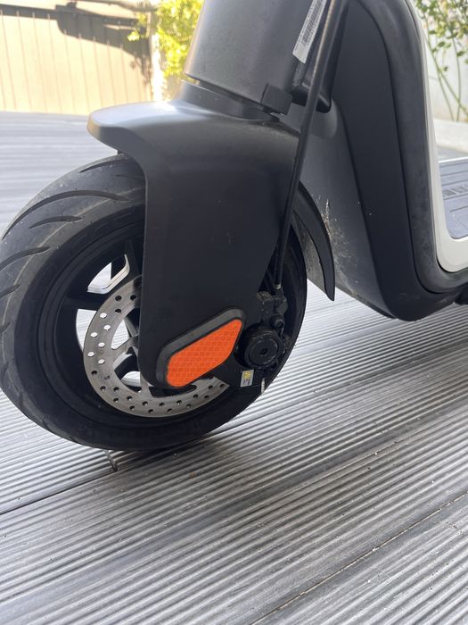Trotinete Eléctrica NIU KQi3 Sport branca - Usada