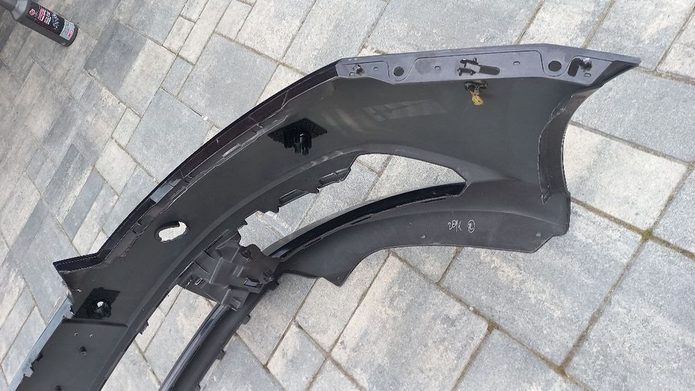 Skoda Fabia 3 14-18 zderzak przód przedni czarny lf9r czujniki pdc