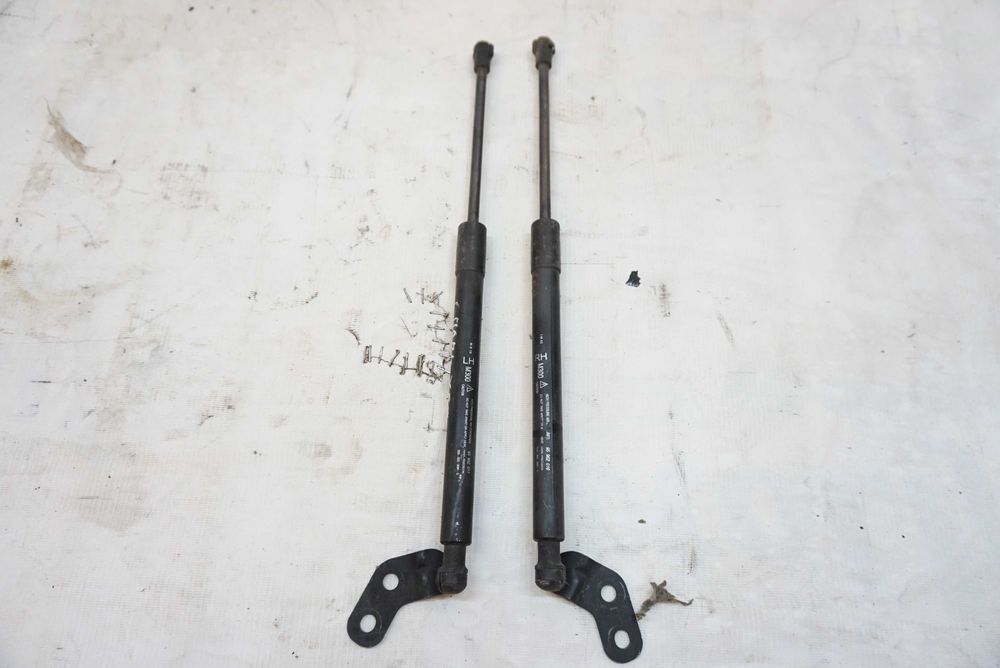 Амортизатор багажника  Chevrolet Spark\Шевроле Спарк М300