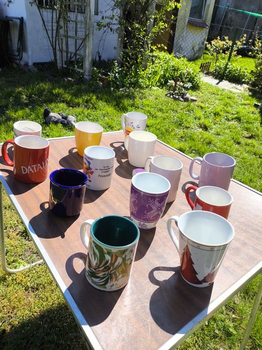 Zestaw kubków 12 szt.