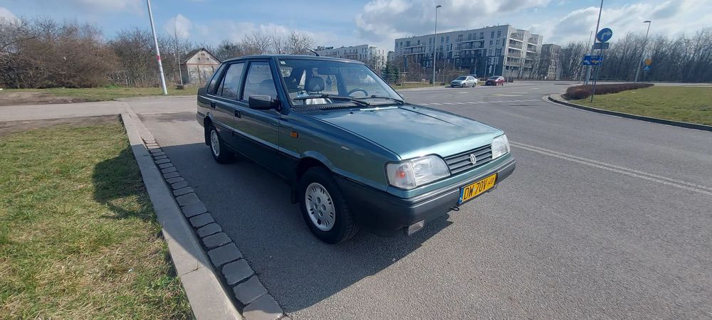 Polonez Atu Polonez ATU 1.6 benzyna , zabytek