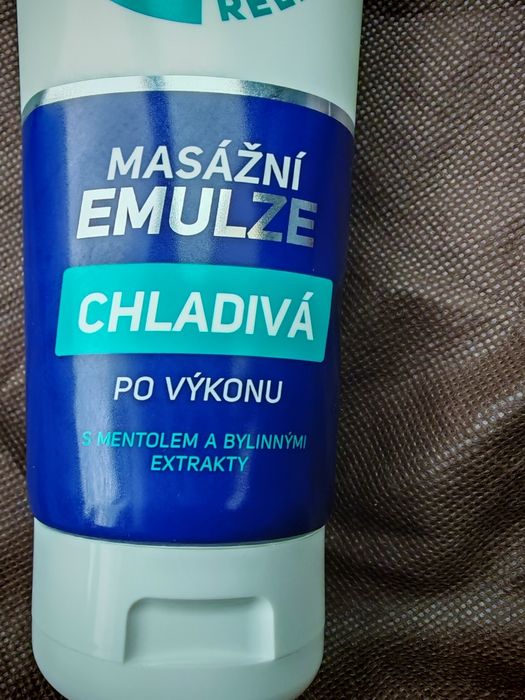 Żel aplauz 210 ml ALPA COOLING emulsja do masażu z mentolem i ekstrakt