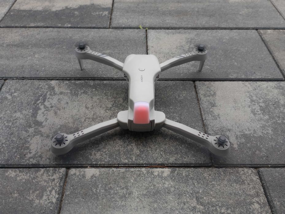Dron 4DRC Vicky F10 + walizka + 2 akumulatory | Stan bardzo dobry