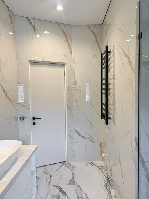 Продаж сучасного та затишного котеджу