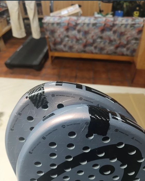 Vendo par de raquetes de padel Head Speed Motion 2025