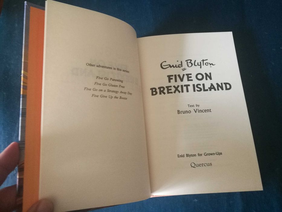 Five On Brexit Island - Enid Blyton (INGLÊS)