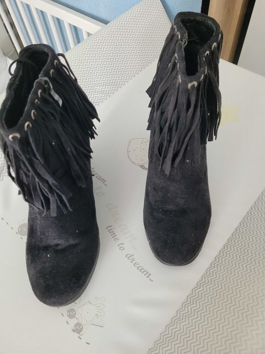 Buty botki zamszowe