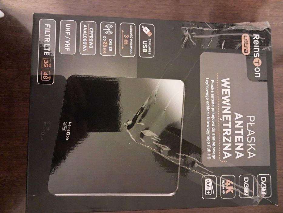 Płaska antena wewnętrzna