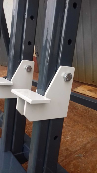 Prasa stolarska pneumatyczna