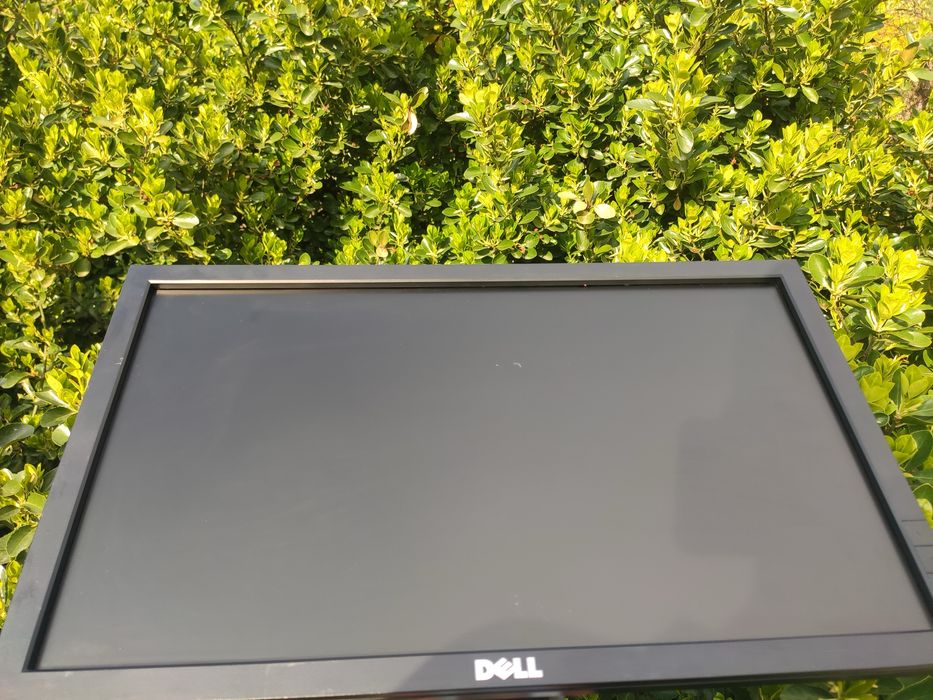 Dell  P2011ht монітор