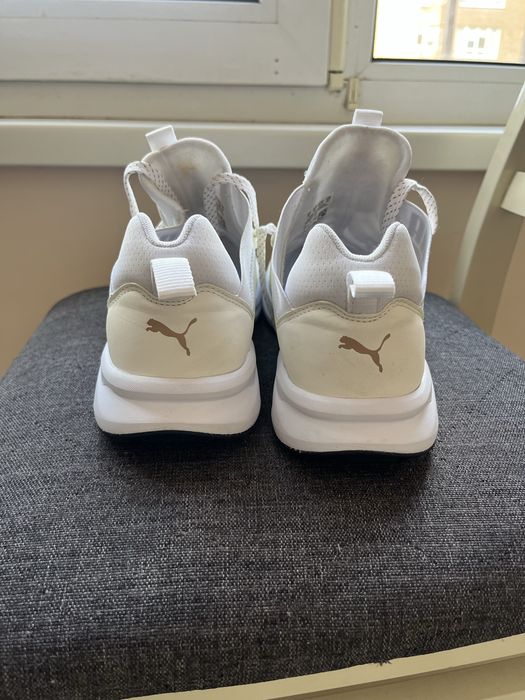 Жіночі кроси PUMA