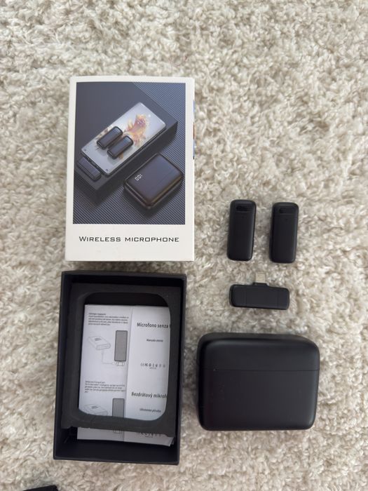 Петличка мікрофон