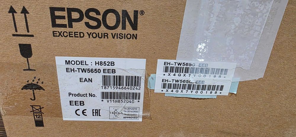 Projektor Epson EH-TW5650 Full HD 3D 300'' , stan bdb