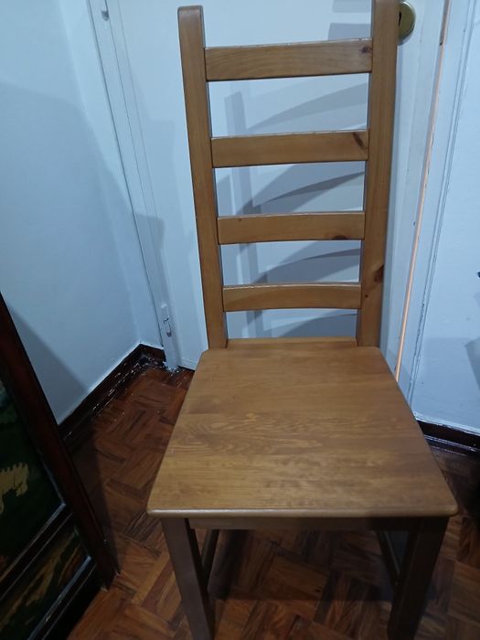 Mesa de sala ikea+ 4 cadeiras