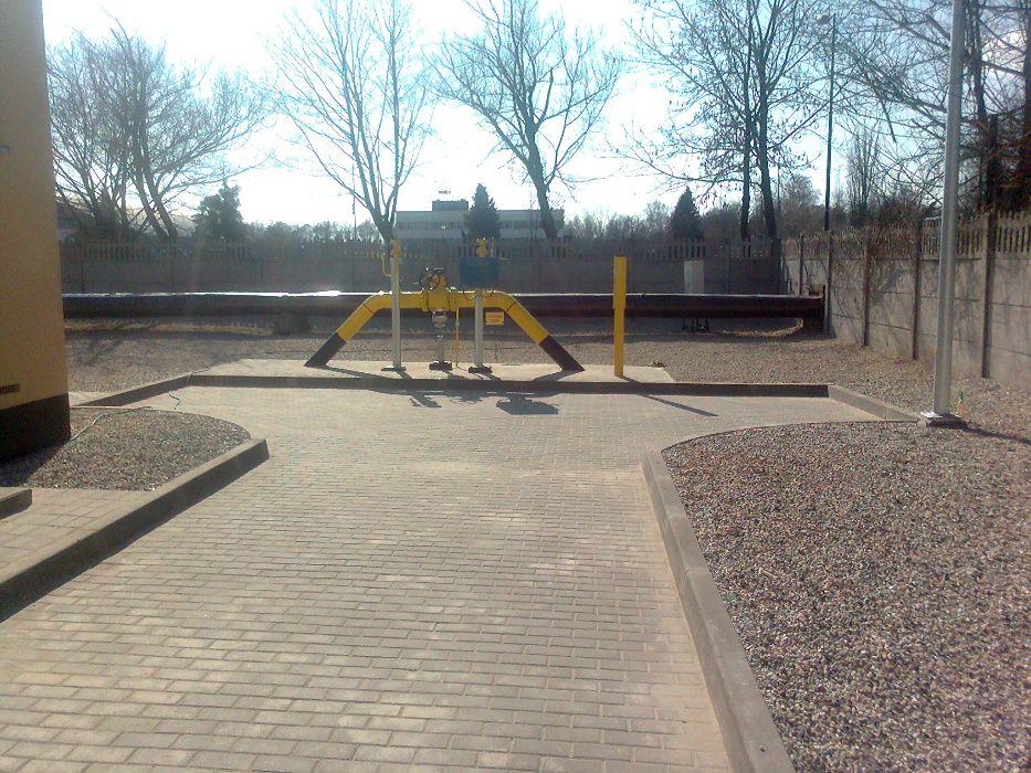 Układanie kostki, brukarstwo, usługi brukarskie, odwodnienia, drenaż