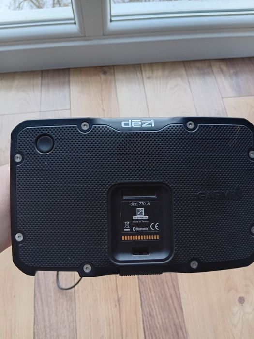 Навігатор для вантажівок (фур) Garmin Dezl 770 LM