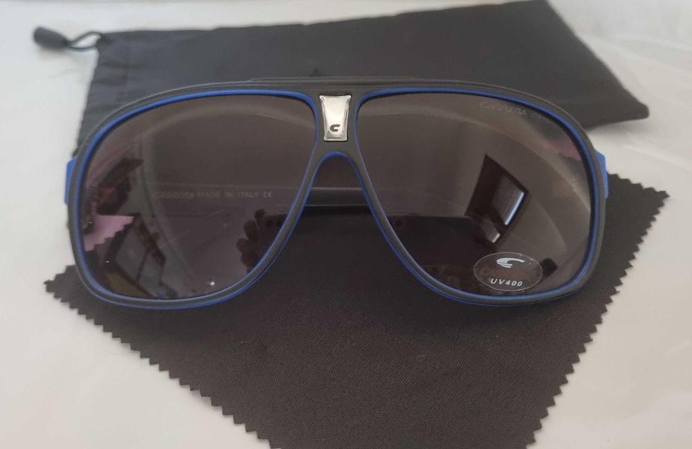 30€ - Óculos de sol Carrera Grand Prix - 3 cores disponíveis
