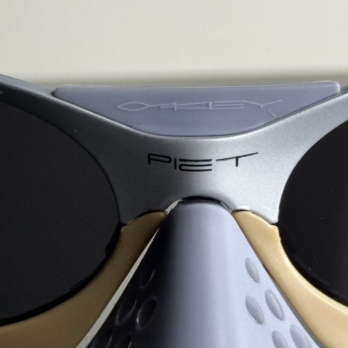 Окуляри Oakley Plantaris