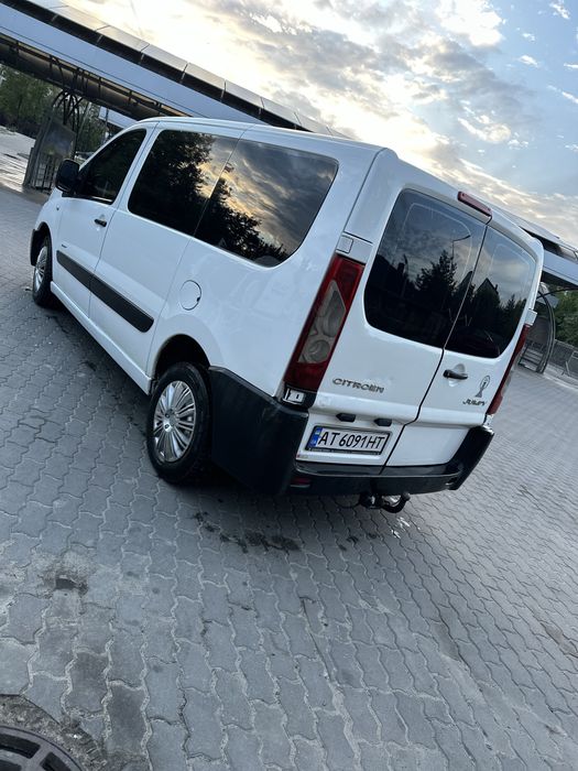 Продам буса в хорошому стані