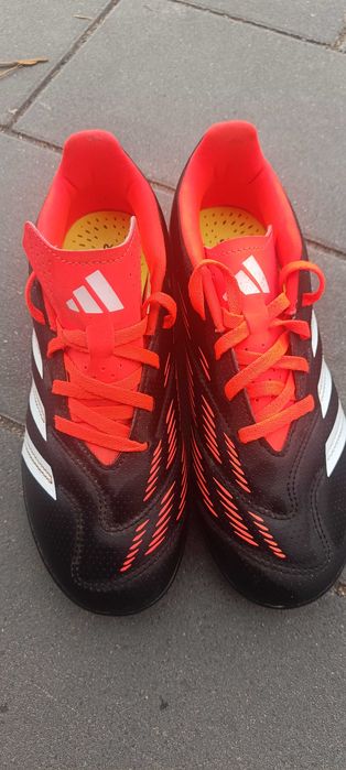 Buty Adidas Predator rozm. 37 i 1/3