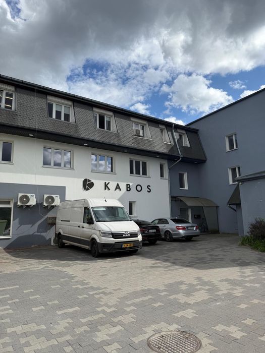 Bezpośrednio - Lokal 140m2 Górna