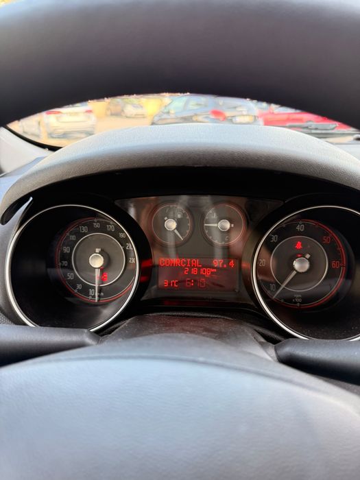 Fiat Punto 1.3 M-Jet Lounge S&S