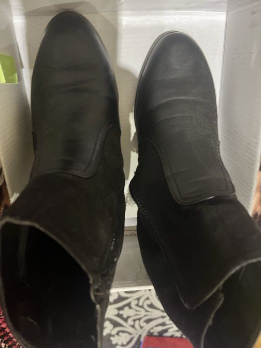 Взуття (чоботи 39 розмір)