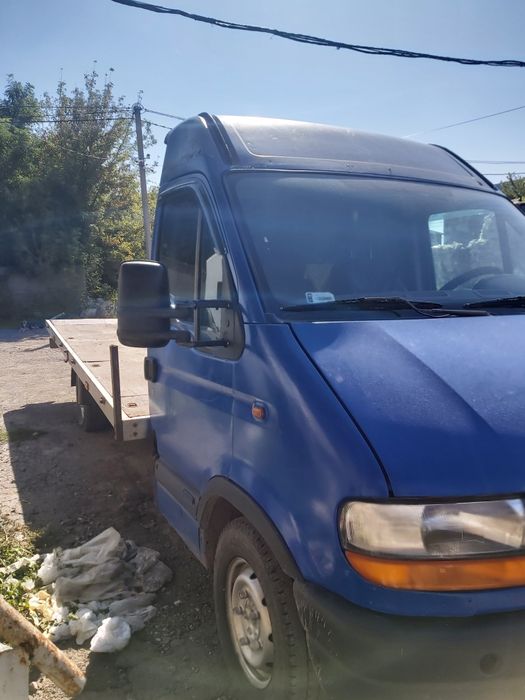 Рено      Мастер