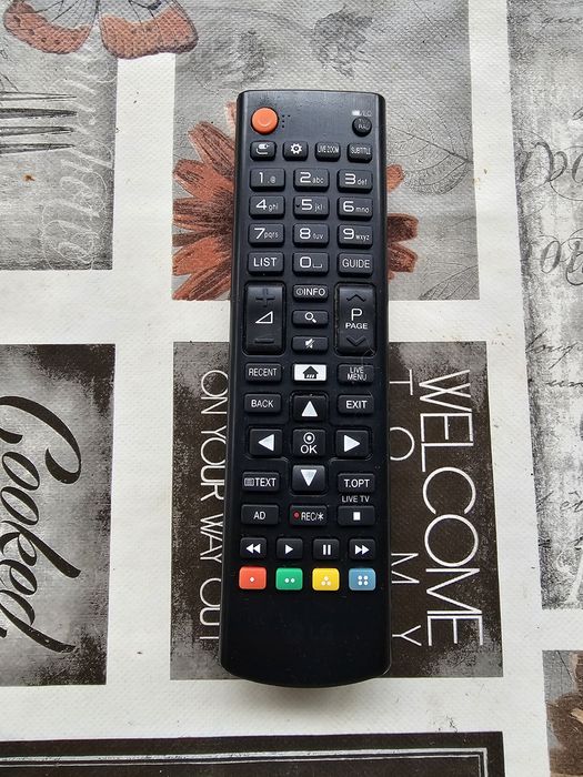 Smart TV LG 43UH61 a funcionar
