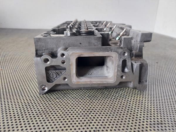 Colaça / cabeça do motor CITROËN Berlingo (B9)