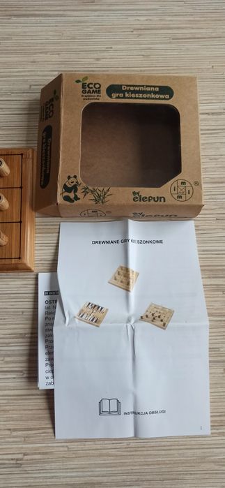 Drewniana gra kieszonkowa kółko i krzyżyk