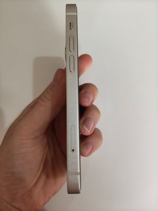iPhone 13 mini 128 GB Starlight (biały) – bardzo dobry stan, komplet