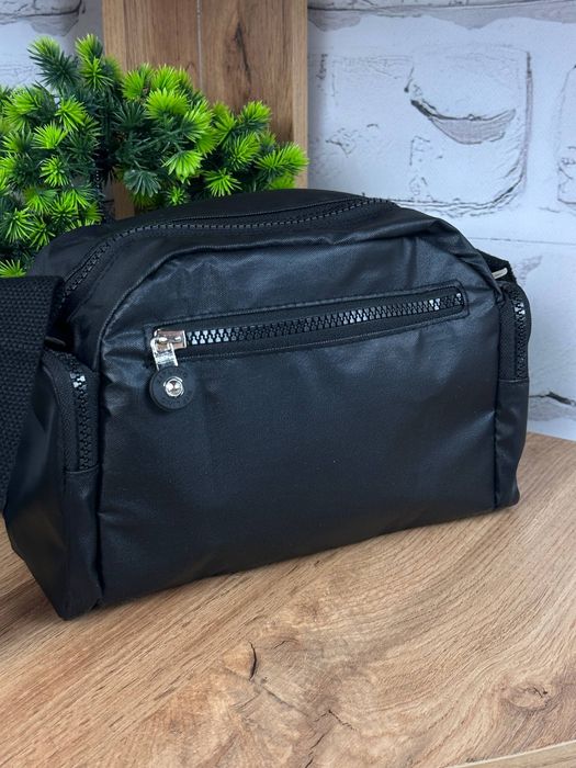 Сумка Kipling з брелком, вмістка сумка через плече, крос-боді кіплінг