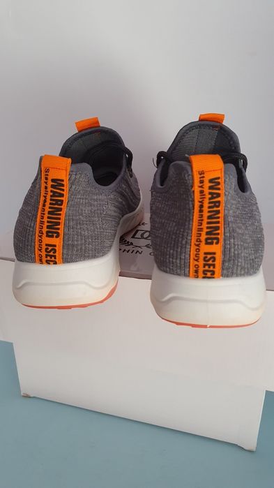 Sneakersy nowe męskie sportowe Rozmiar 44  /  wkładka 27.5 cm