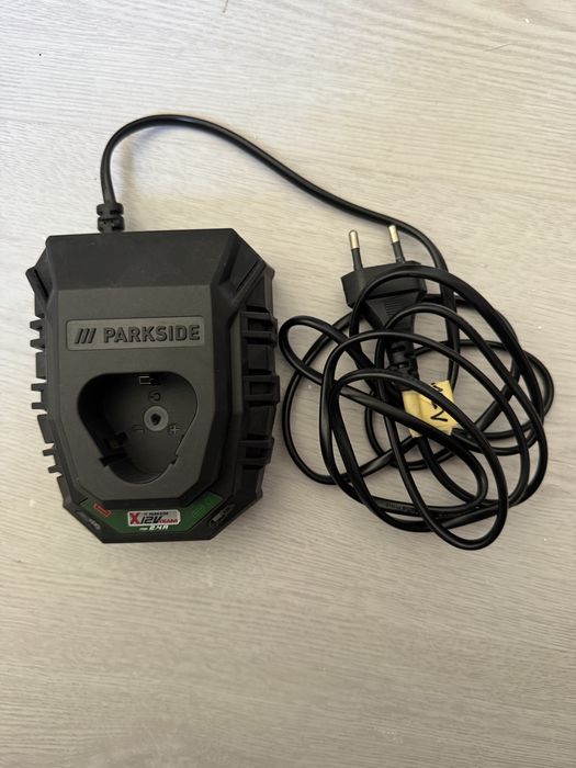 Carregadores Parkside (12V e 20V)