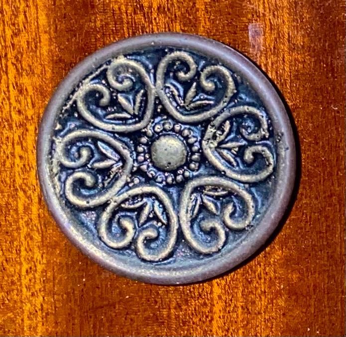 Cómoda vintage em madeira maciça