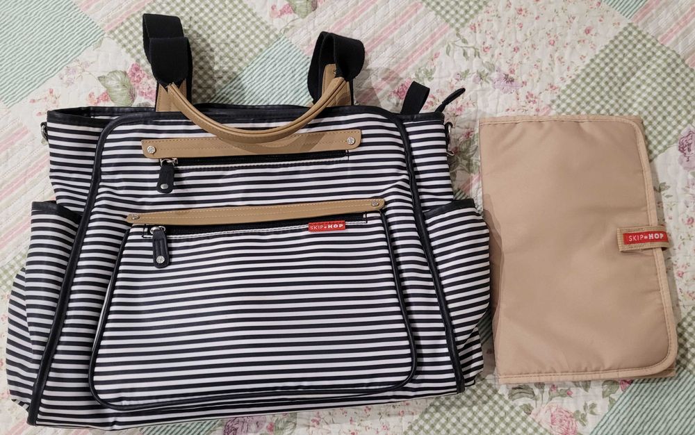 Mala / Saco Skip Hop grande c/ muda fraldas