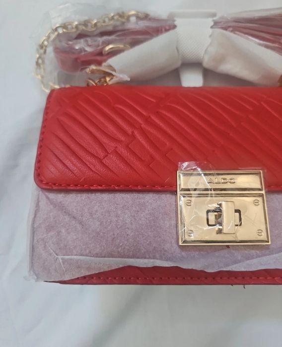 Mala ALDO Estruturada – Vermelho Vibrante