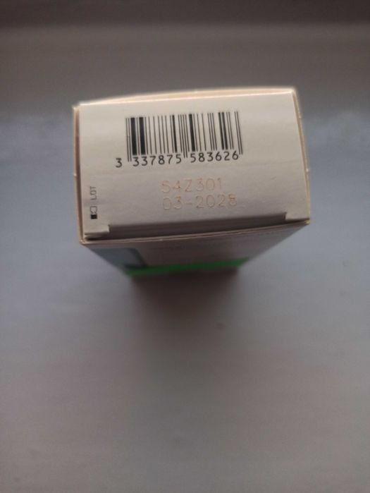 Sprzedam Intensywnie nawilżające serum La Roche-Posay Hyalu B5