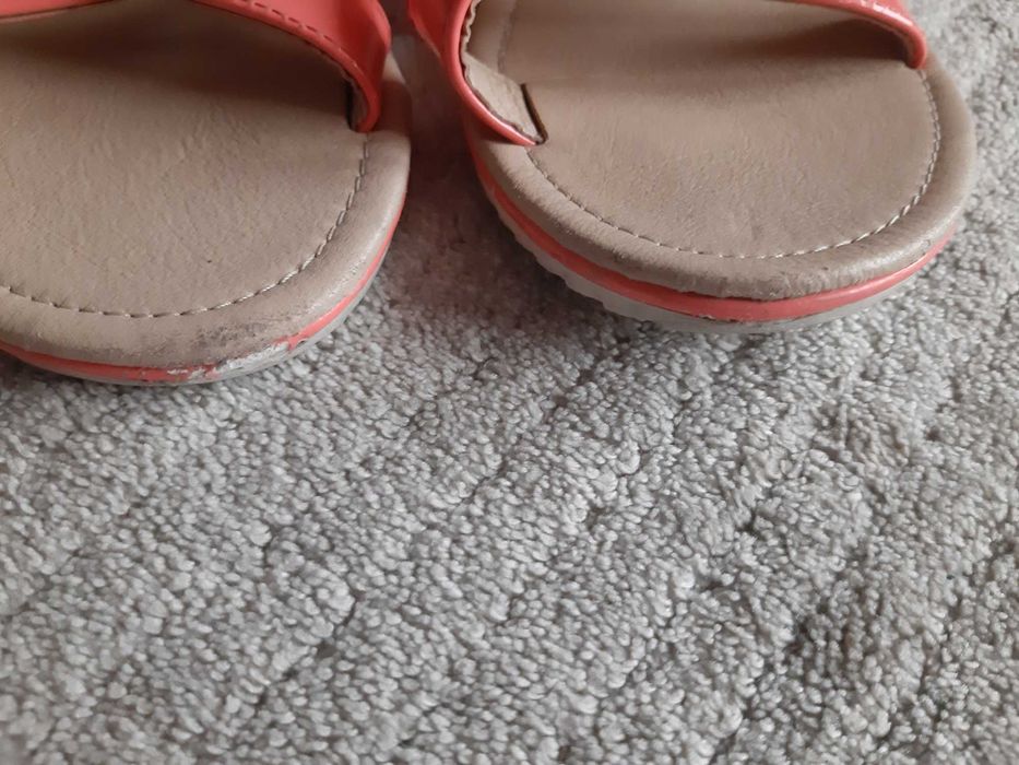 Sandały kobiece/dziewczęce