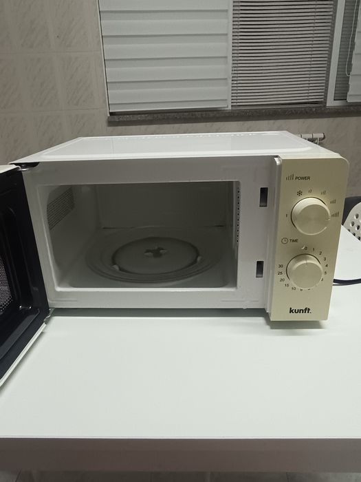 Microondas KUNFT