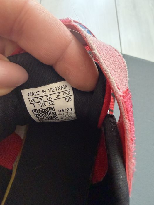 Кросівки adidas spider men 32, кросівки дитячі