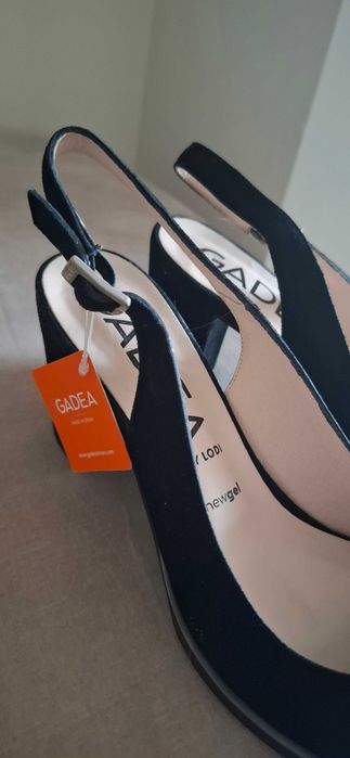 Sapatos salto alto Gadea Novos 39