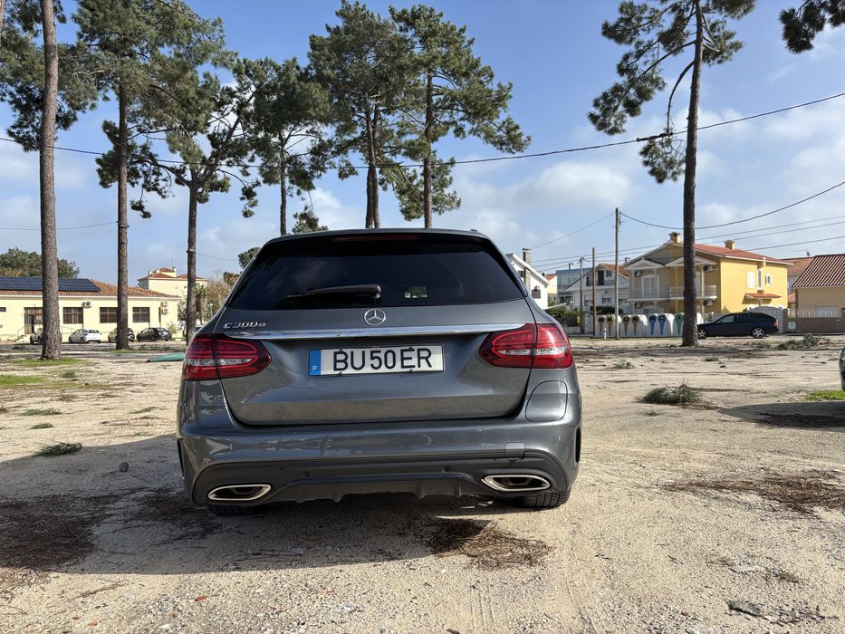 Vendo Mercedes C300e 320cv Plug-in pack amg