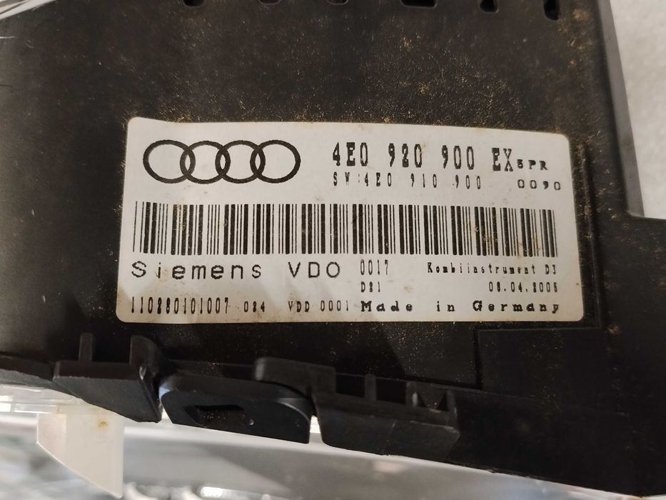 Audi a8 d3 4.2 2004 licznik zegar