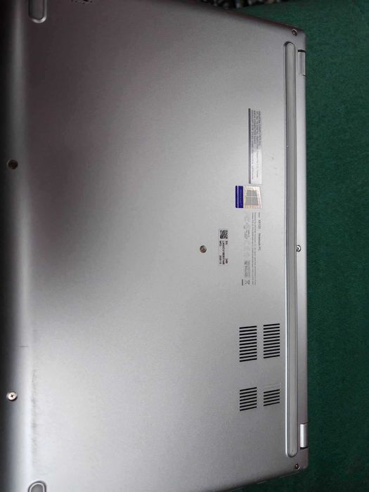 Laptop Asus VivoBook 15 X512D