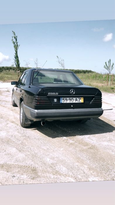 Mercedes-Benz 200 — fotografia 8